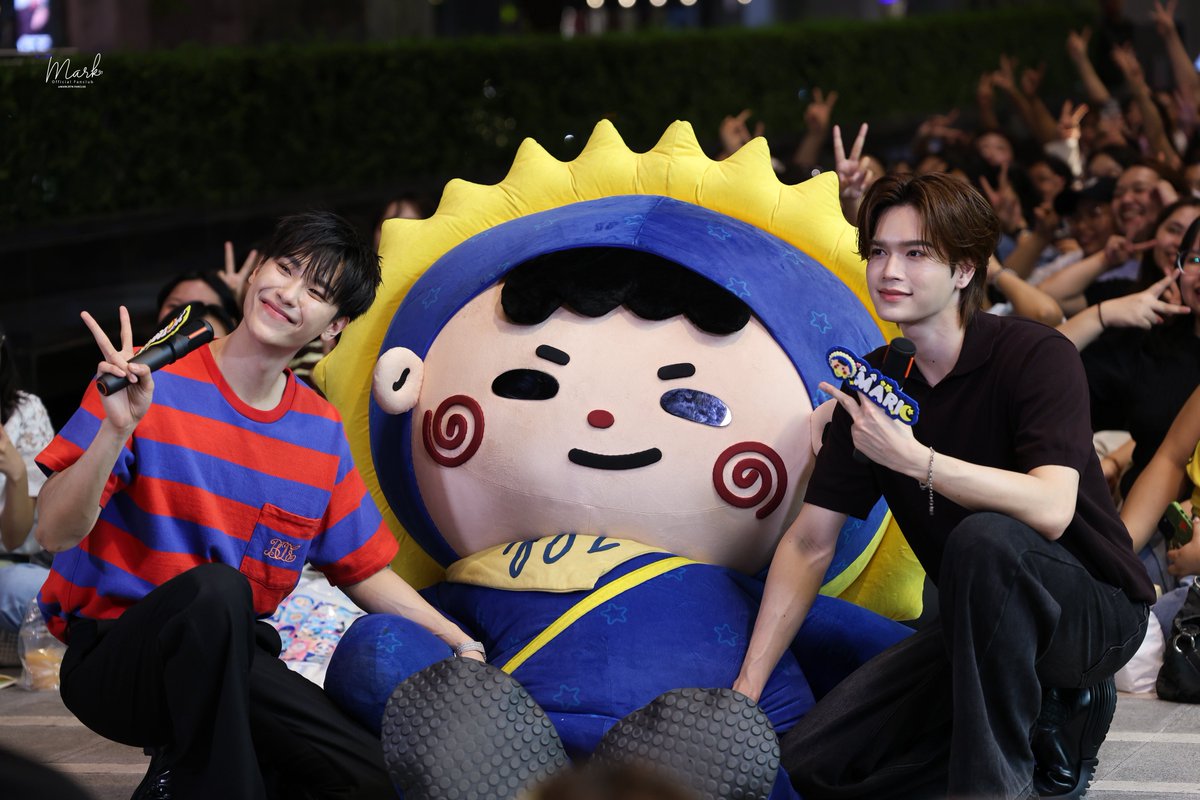 markjrtnfanclub's tweet photo. 📝 เปิดรับคำถามสำหรับกิจกรรมรวมพล GMMTV FANIVAL 2026 : Happy Family 🎪 
#junniorrs #markjrtn #JuniorMark

ขอเชิญร่วมส่งคำถามถึงจูเนียร์มาร์ค สำหรับกิจกรรม โดยสามารถส่งคำถามได้ตั้งแต่ตอนนี้ - 22:00 น.
💌 https://t.co/Zw2mprcOB7

⚠️ กรุณาเขียนคำถามด้วยถ้อยคำสุภาพ และงดเว้นเนื้อหาที่พาดพิงหรืออาจก่อให้เกิดความไม่สบายใจต่อศิลปิน