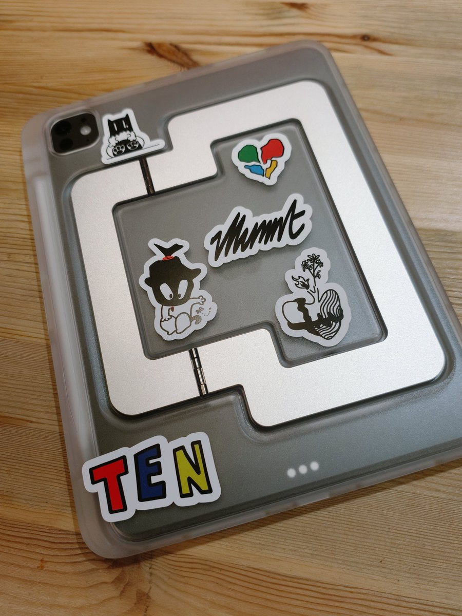 illimnt's tweet photo. 😸meet our new little friends!

#illimnt #TEN
#FIRSTEDITION #Merch https://t.co/uZpbUUt5Wr