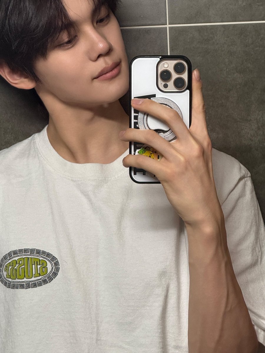 kgvtexts's tweet photo. 261007 🐶💬 17:43 KST

ㄴ 📸 x5
ㄴ for our n:dclo who couldn’t watch the liveㅎㅎㅎ
ㄴ i’m going to my next schedule againnnn
ㄴ let’s see each other laterrr
ㄴ i love you y/n😘 https://t.co/T37nNAS0zs