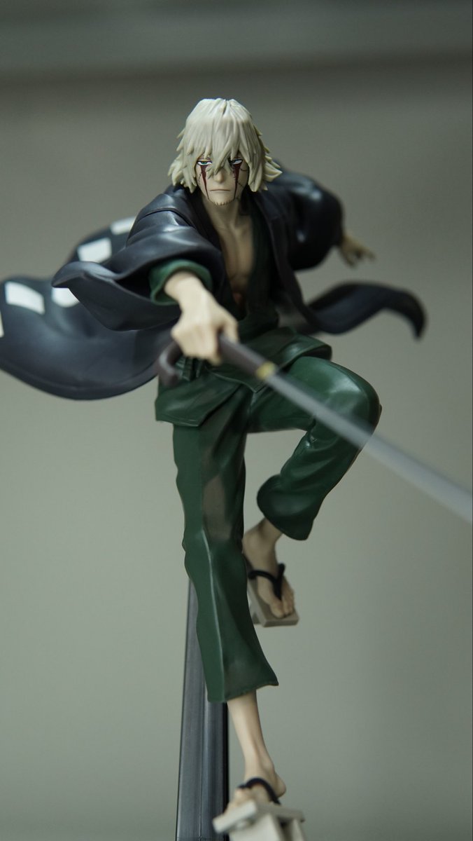 perunekomata's tweet photo. MAXIMATIC BLEACH 千年血戦篇　浦原喜助の開封レビュー動画となります。
この浦原さん顔が良すぎる
そして躍動感と素晴らしいね

 https://t.co/Dh3C3Z36pD https://t.co/iXM0ApPUtR