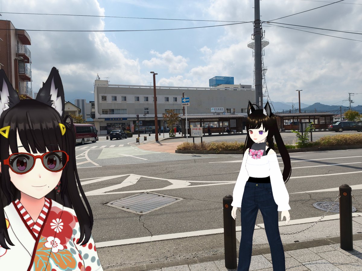 MasaX2man's tweet photo. 🟦姉「今日の行き先はまだ決めていません」
🟥妹「ひとまず、お天気は西の方が良さそう。そっちへ向かおう」

#アバター旅ログ

🟦姉「香川県でいちばん西にある駅、箕浦（みのうら）駅が見えましたよ」
🟥妹「せっかくなので、4ヶ月ぶりに上戸うどんへ行こう」

という訳で、前回より少し大きいサイズの冷かけうどん。
大きな天ぷらと、いりこも乗せて。

出汁はものすごく濃いという感じではないのに、いりこの旨味はしっかり。
麺も硬いというより、ギュッと締まって力強さがある。
今回もやっぱり美味しかった。

🟥妹「ふー、食べた食べた」
🟦姉「面白い立地のお店ですが、お客さんも次々に入ってきます。やはり人気店ですね」

食後は、そのままさらに西へ。

香川を離れて愛媛県へ入り、
久しぶりに伊予西条（いよさいじょう）駅までやってきました。

《うどんを食べて、とにかく西へ》2026/9/24①