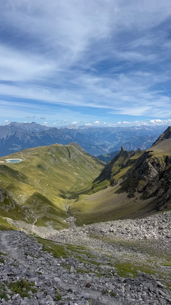rocketshipalx's tweet photo. Switzerland might be the only country in Europe where everything works as it SHOULD. Truly no complaints.

Maybe the fact that it’s not in the EU is a clue. https://t.co/Jtlc8BqziD