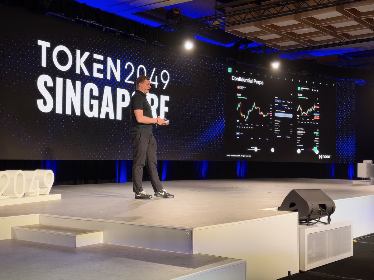 ilblackdragon's tweet photo. Great to be back at @token2049 in Singapore this week – first up today was a keynote on making AI and finance private by default. With near(dot)ai and near(dot)com, @NEARProtocol is your vertically integrated privacy stack. https://t.co/s8aVMZJxgI