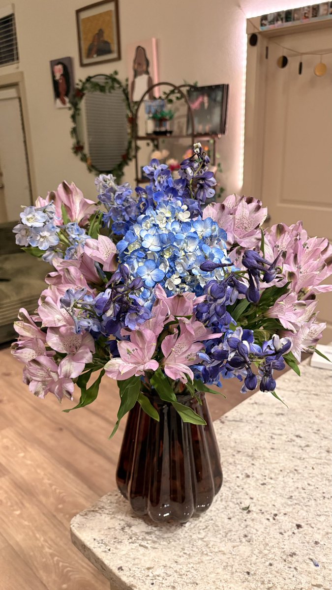 saucesensae's tweet photo. Beginner florist in HTX - self taught ✨💐 https://t.co/ALCX4SOPlk