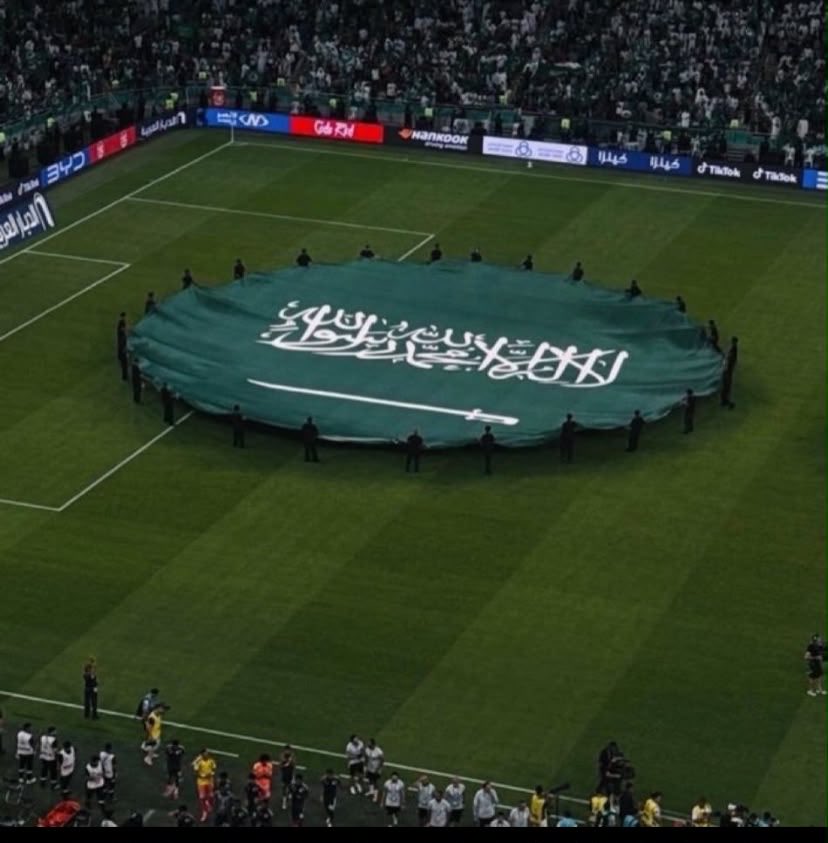 none202002's tweet photo. @alrajhibank مبروك فوز المنتخب السعودي 🇸🇦💚 https://t.co/LKFzudjDH0