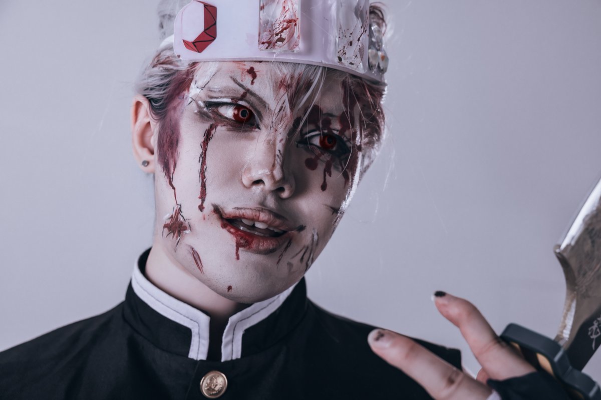 OetsuNimaiyaOx's tweet photo. 음주
#鬼滅の刃
#TengenUzui #cosplay https://t.co/bogUeNUzSg