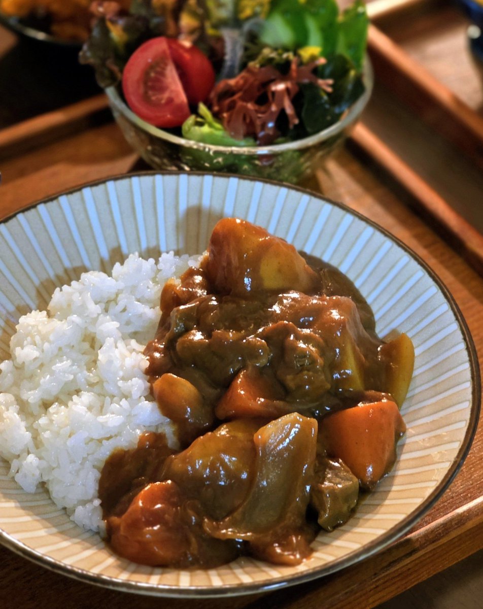 kaname_OAl7's tweet photo. カレーライスの翌日はカレーうどん https://t.co/jTfYLRd0uR
