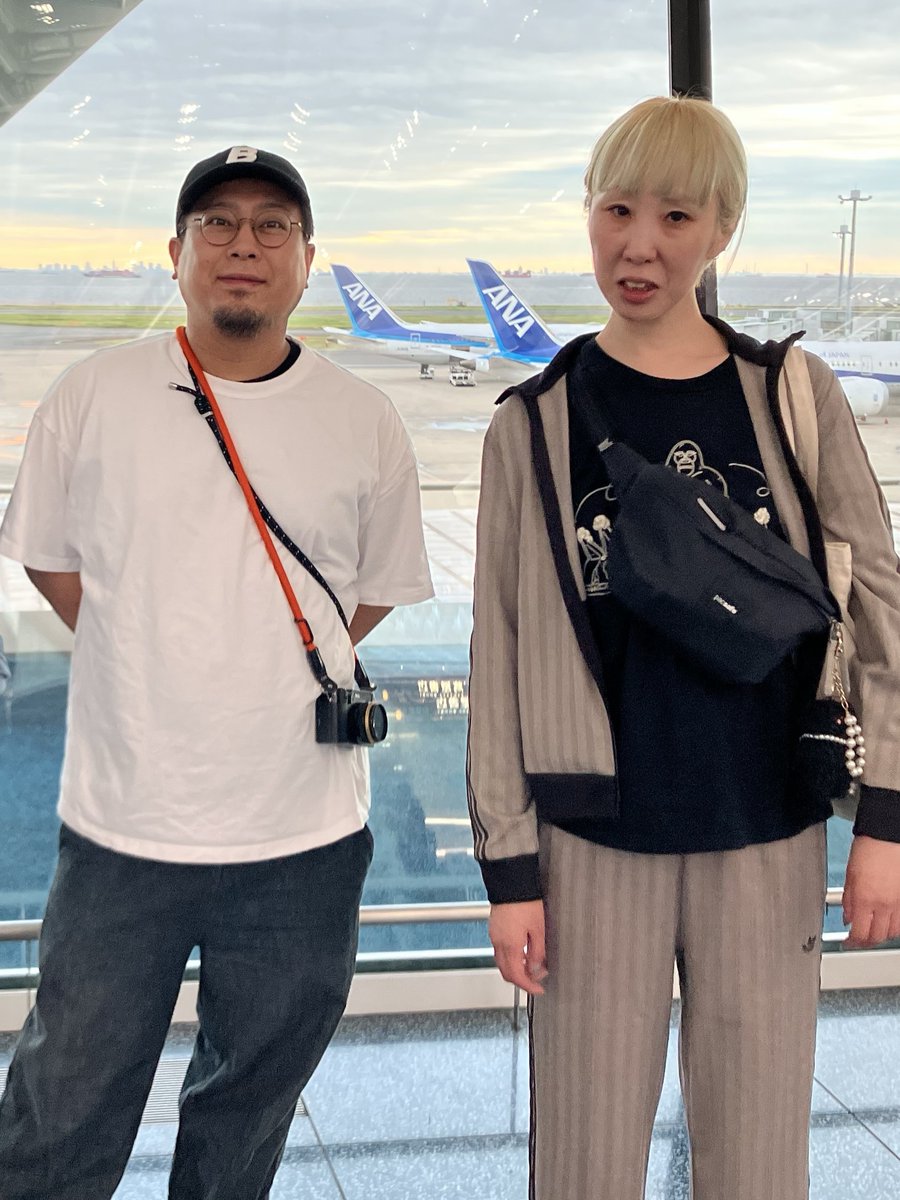 cpplusjp's tweet photo. /／
ZOOMS JAPAN 2026の受賞者が本日パリに向けて出発！🇫🇷✈️
\＼

現地では、半世紀の歴史を持つフランスの写真映像機器ショー Salon Photo & Vidéo（旧Salon de la Photo）において、自身の作品展示やステージ登壇、ポートフォリオレビューなど、盛りだくさんのイベントが待っています🎉

2027年、あなたの作品とともにパリへ。
パリへの切符🎟️をつかむチャンスはこちらから💁✨
https://t.co/V8UeDsfofX