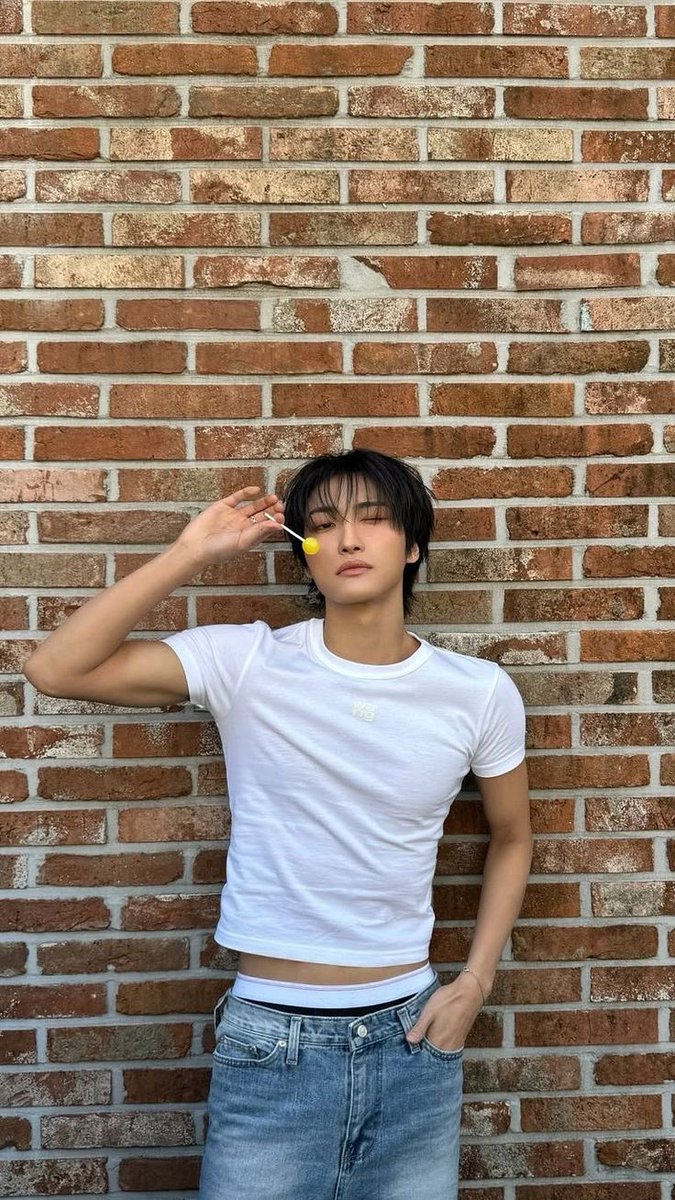 _jeaungmk's tweet photo. 박성화 진짜 기본티의 악마, https://t.co/xFCDZlKmjF