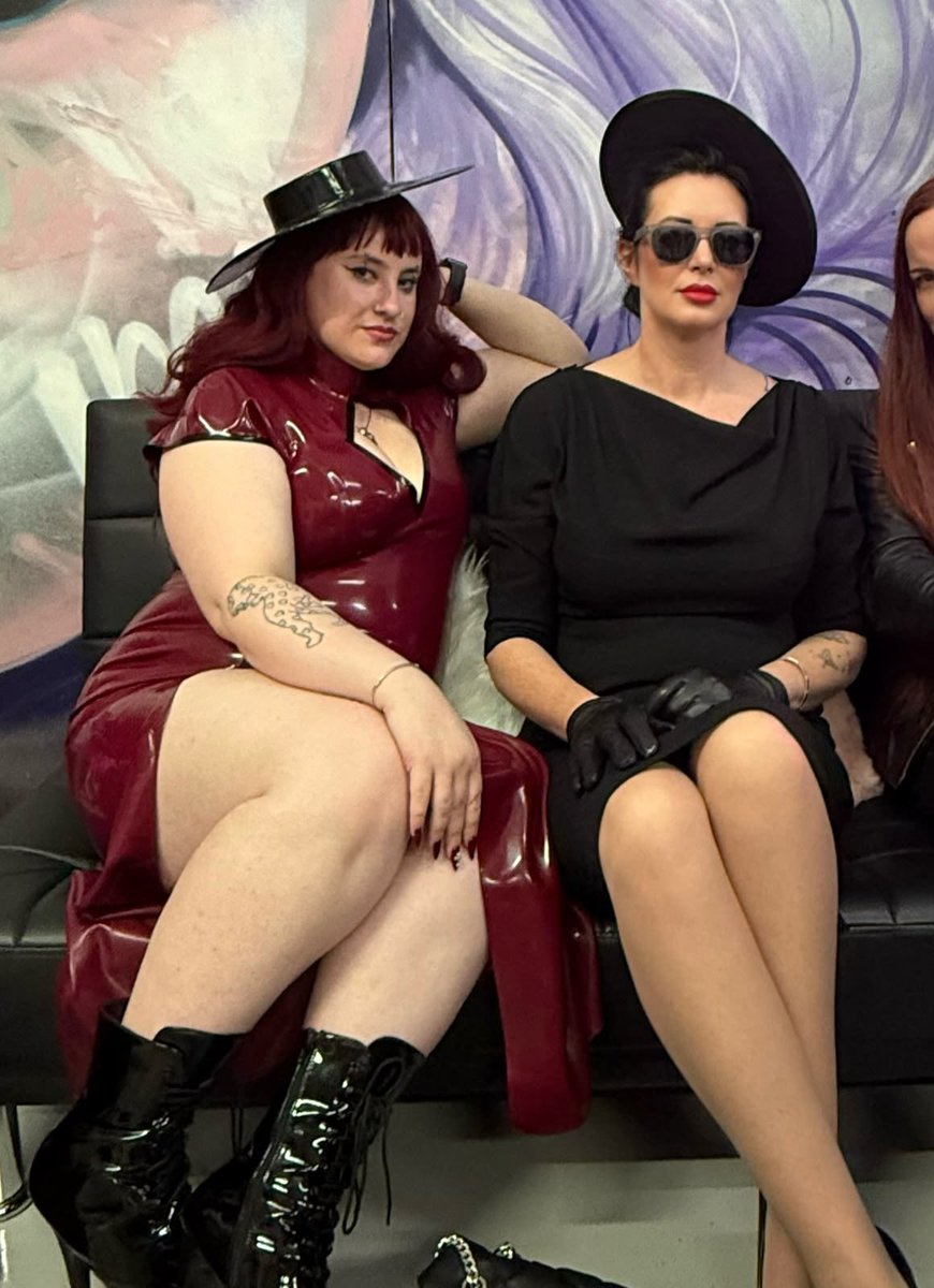 Morganas_Empire's tweet photo. So looking forward to cocktails with @MadamePixieV this evening in Liverpool. https://t.co/dmmZKVb70P
