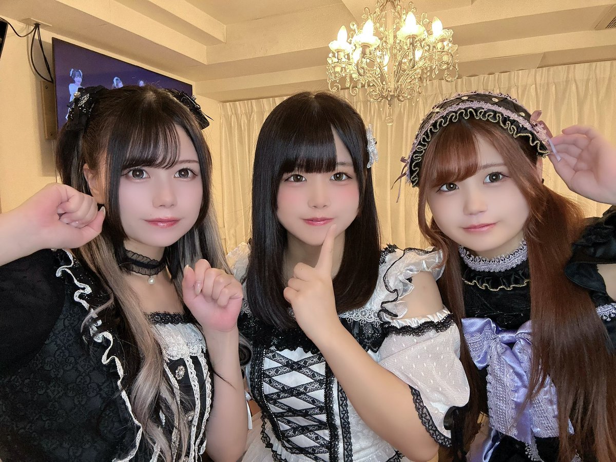 CafeBar_Palette's tweet photo. 2026.10.07(水)

🎀 水緒みみプロデュースカフェ 🎀

18:30 〜 21:30

@mimi_amuLse

オープンいたしました❣️
ぜひ一緒に乾杯してたくさんお話ししましょう🥂
たくさんのご来店お待ちしております꙳⋆

東京都文京区湯島3-39-7 湯島STビル3階
https://t.co/9aQOTM90fN
#一日店長 #コンカフェ https://t.co/TrrrkKnUpL