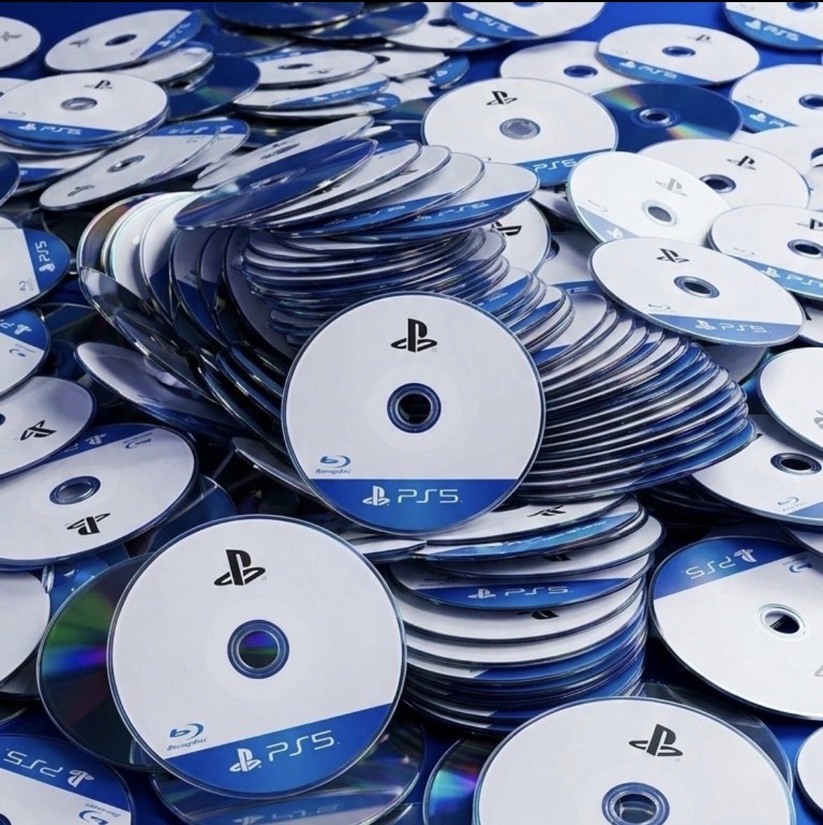 Levonaxper's tweet photo. PlayStation’s former boss calls physical games „super important” as Sony prepares to move away from discs.

His message is simple: „If you can’t sell a thing, that means you don’t own a thing.”

Someone should remind Sony of that.
#NoDiscNoBuy #PlayStation https://t.co/kanPqdWs3W