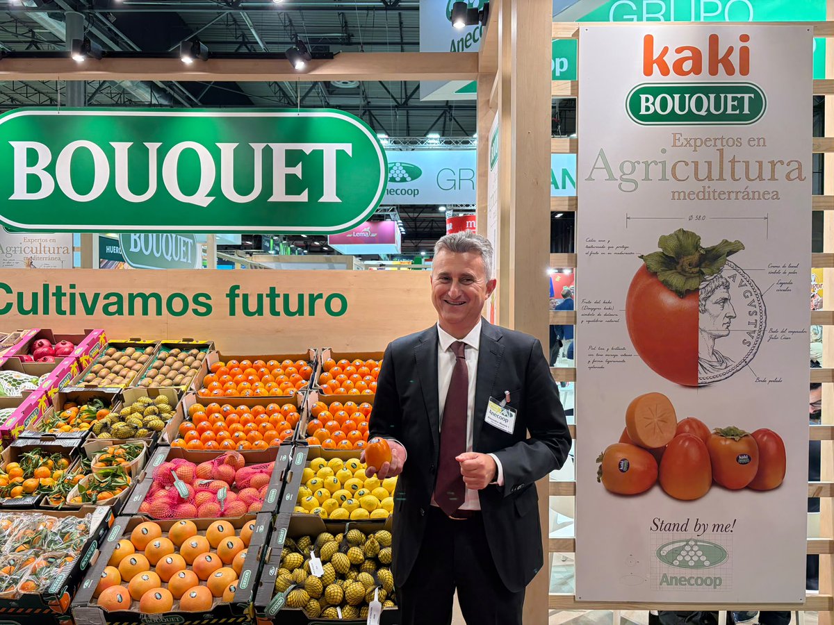 AgroNewsCV's tweet photo. 🎙️#entrevistaagro @AgroNewsCV | Alejandro Monzón, presidente @Bouquet_es: “El kaki tendrá una producción un 30% menor, pero la calidad es muy buena”

https://t.co/dt0bY7tSE6 https://t.co/Lz57M3QMFN