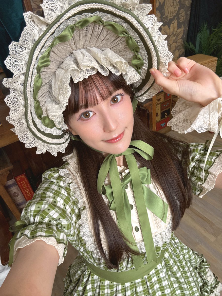_Naomi_Payton_'s tweet photo. #星箱新作展示会 💚🪄
大好きなリボンとフリルがいっぱいで
目に入る全てがキラキラ見えました✨ https://t.co/MA8EJ91Zby