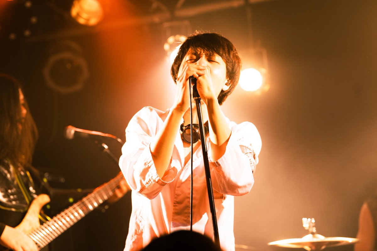 mekanikkuma_n's tweet photo. ◥◣ 📸 𝐋𝐢𝐯𝐞 𝐏𝐡𝐨𝐭𝐨 🤖◢◤

2026.10.4(Sun)@ 湘南bit

“ 飛ぶ鳥跡を濁します2 ”

photo by (@miuuusic)

#機械男 #湘南bit https://t.co/qynzfl3nl4