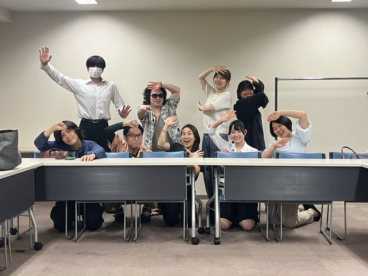 4x16x64's tweet photo. 【愛と狂気の同日公演】

4時の窓 第2回公演
A『ラブ❤︎エクスマキナ】

11/7(土)→13:00〜／19:00〜
11/8(日)→14:00〜

3ステージのみの開催です。
ご予約はお早めに！！

＊開場は各回30分前より
＊約90分の上演予定

@ in→dependent theatre 1st

前売2,800円
https://t.co/6AEF99wKrR https://t.co/n3l5YnTHKy