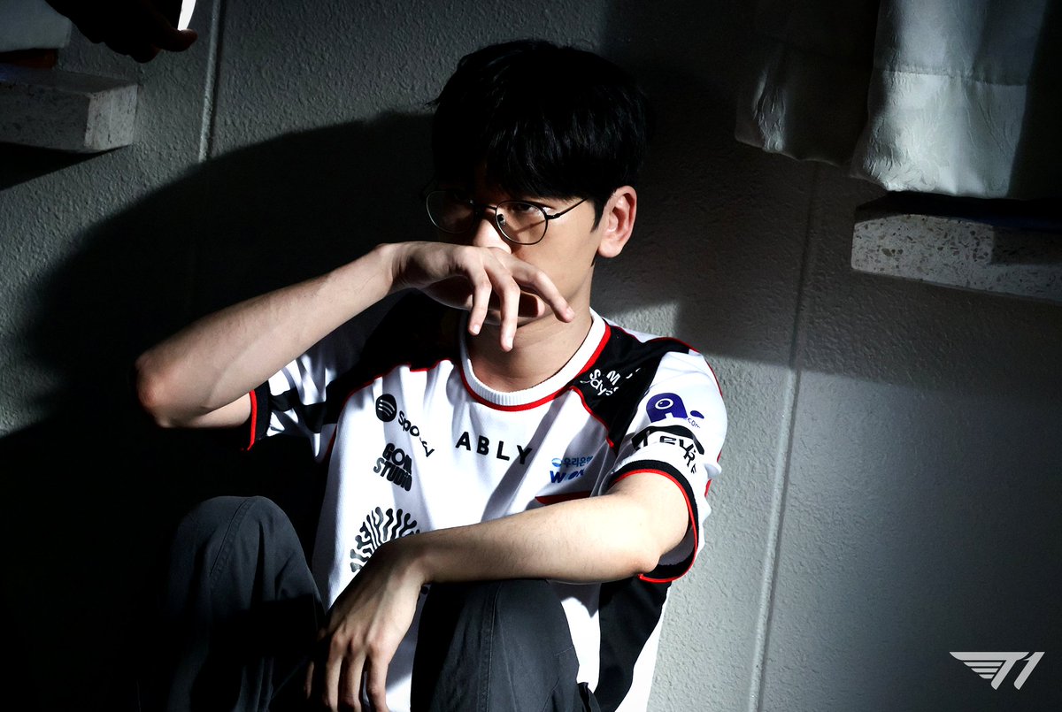 T1LoL's tweet photo. #TogetherAs1 https://t.co/iLZppAfuk6