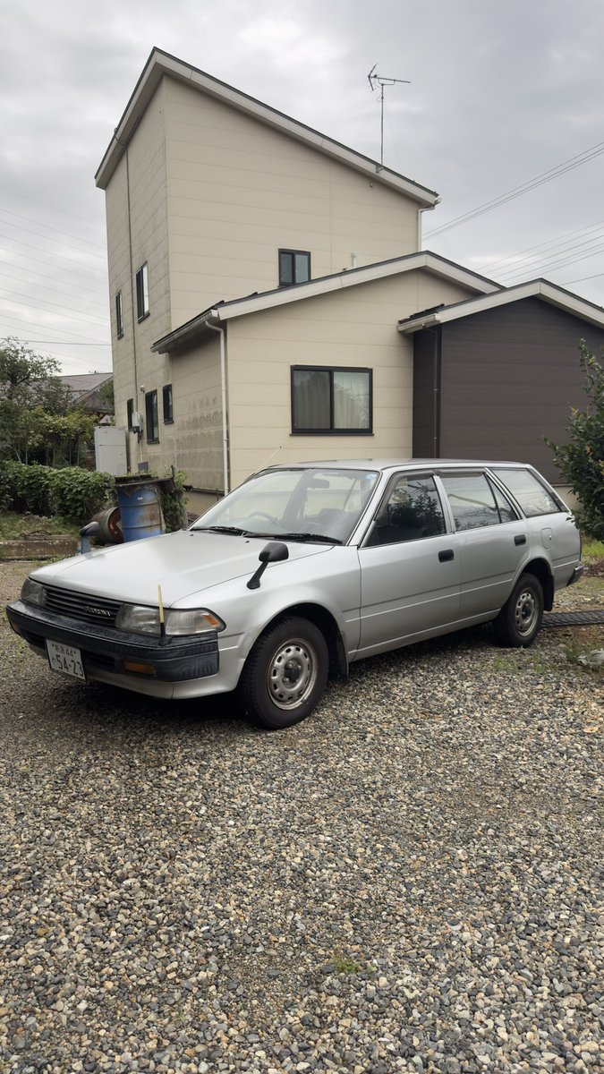te93imaii's tweet photo. 祖父が免許返納につきFor Sale‼️

1992年　コロナバン　ディーゼル　5MT

走行距離　15.2万km
車検 R9年2月

25万で買ってくれる人いませんか？？(相場が分からないのでこのぐらいなら買うって人も連絡ください)

新潟県五泉市から

#拡散希望
#車売ります https://t.co/loMPMThdJz