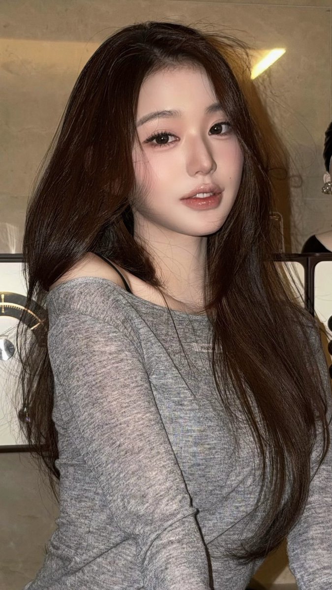 wonyoungdollz's tweet photo. WONYOUNG LOML 🩶 https://t.co/cxmWL2NoUy