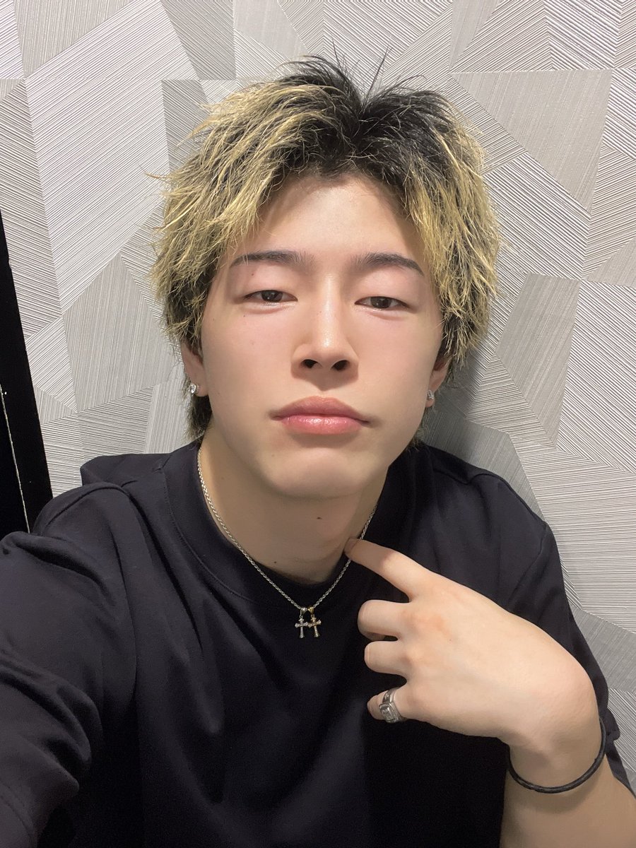 owlred_hikaru2's tweet photo. 何とは言わないですが顔も晒さずごちゃごちゃ言ってるおまんこみたいな奴多いのでサンシャイン通り立ってるので直接言いにきてね！ https://t.co/IOjY0ImDiw