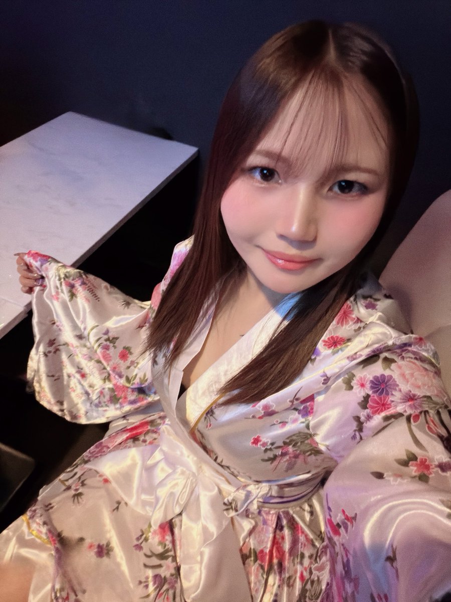 amoti_uran's tweet photo. 出勤してます✨️
#コンカフェ #大阪コンカフェ #日本橋コンカフェ #宗右衛門町 #オタロ #ミナミ https://t.co/ocFK6XHBtv