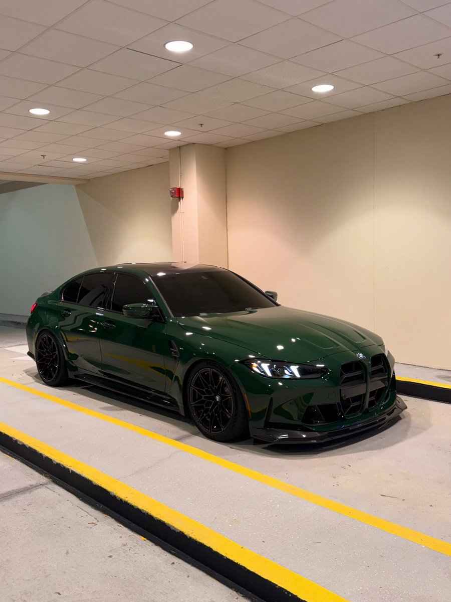 ApexDistrictX's tweet photo. Irish goodbye
-M3 Competition https://t.co/Ag1TLWEcAO
