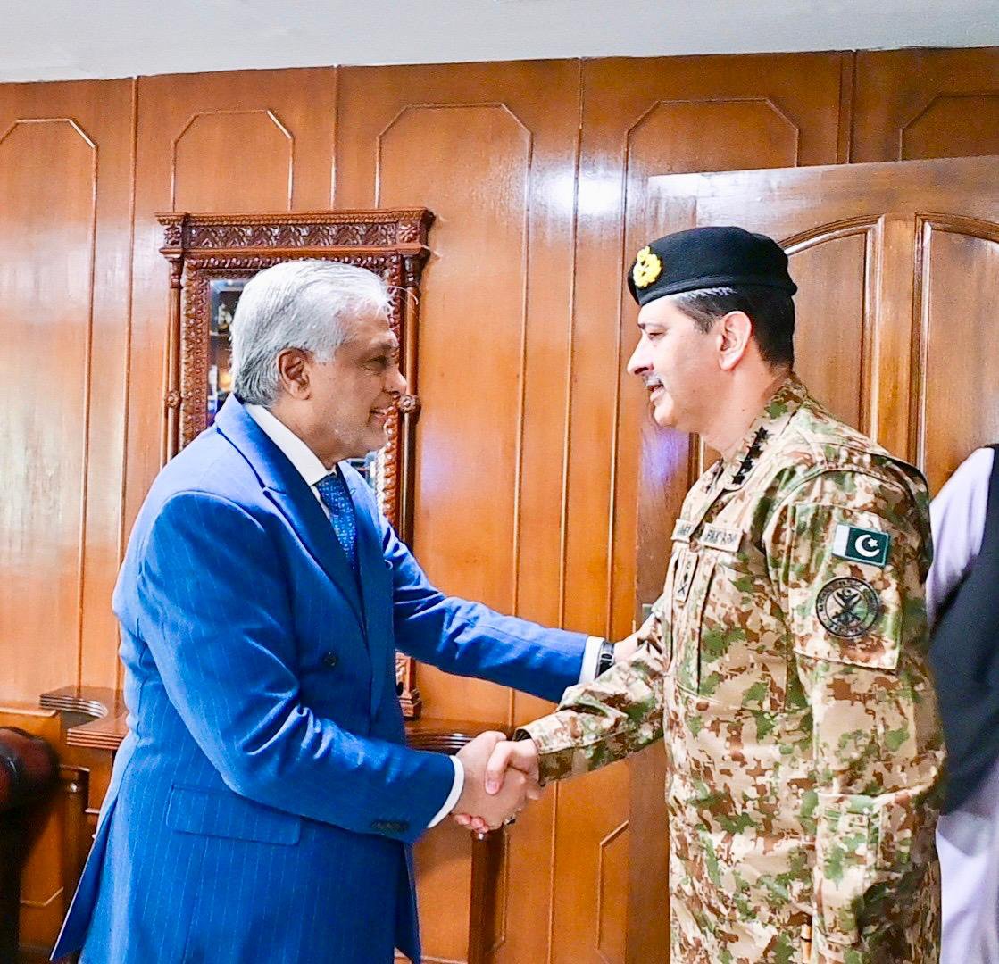 ForeignOfficePk's tweet photo. Commander National Strategic Command General Syed Aamer Raza, NI (M), called on the Deputy Prime Minister/Foreign Minister Senator Mohammad Ishaq Dar @MIshaqDar50 at the Ministry of Foreign Affairs today.

The DPM/FM congratulated General Syed Aamer Raza on his promotion and appointment as Commander of the National Strategic Command and wished him all the success in his new responsibilities.

They discussed matters of national security and exchanged views on regional and international developments. They agreed on the importance of close institutional coordination in advancing Pakistan’s national interests and contributing to regional peace and security.