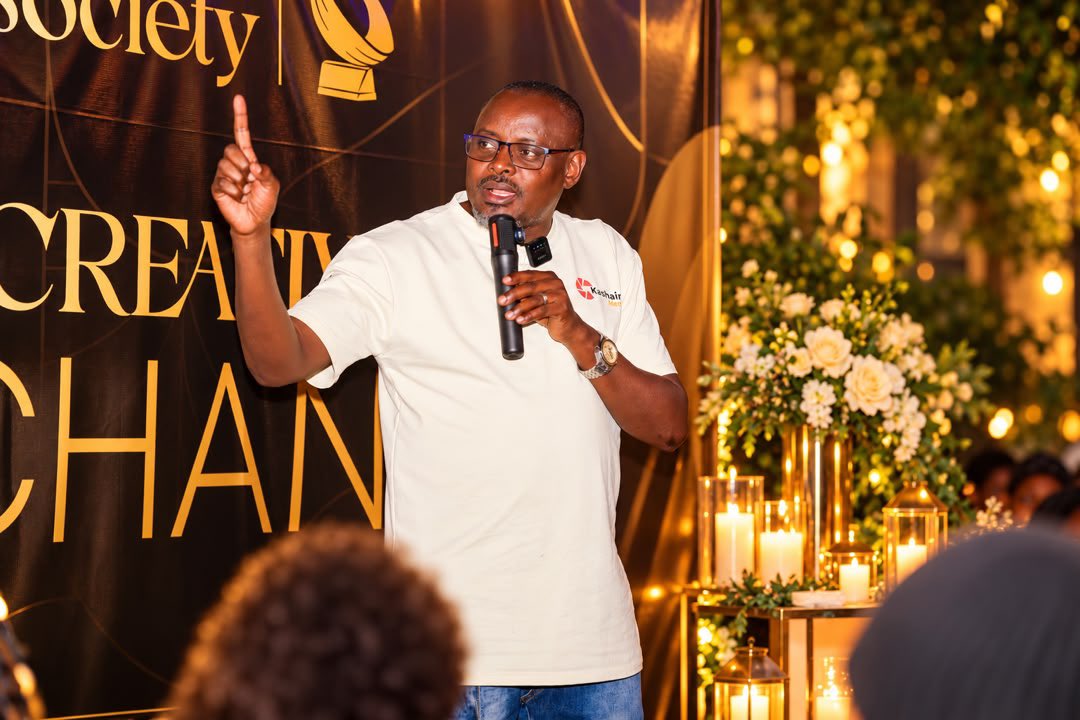 Kachainamedia's tweet photo. “Message to  Western Uganda Film Makers Association; Start with what you have: Stop complaining about not having RED cameras. Many of you have good phones that shoot 4K, you just don't know how to use them. Expensive gadgets don't make good films, good STORIES do” @Kachainamedia https://t.co/U1qOqRKKdK