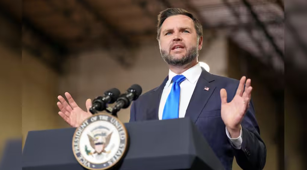 HaatufTv's tweet photo. #BREAKING : US Vice President JD Vance said in an exclusive interview with Reuters that Iran must make a "meaningful" reduction in its nuclear enrichment capacity to satisfy US demands and end the countries' seven-month war, even as Washington was unsure how Tehran makes decisions in negotiations.