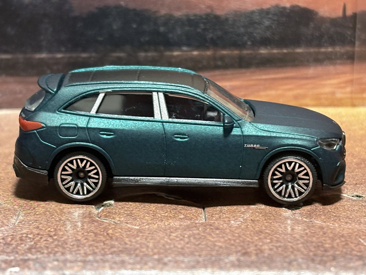 bdjskaks___899's tweet photo. Majorette

Mercedes-Benz GLC 63 S E PERFORMANCE https://t.co/ibq9T838Xc