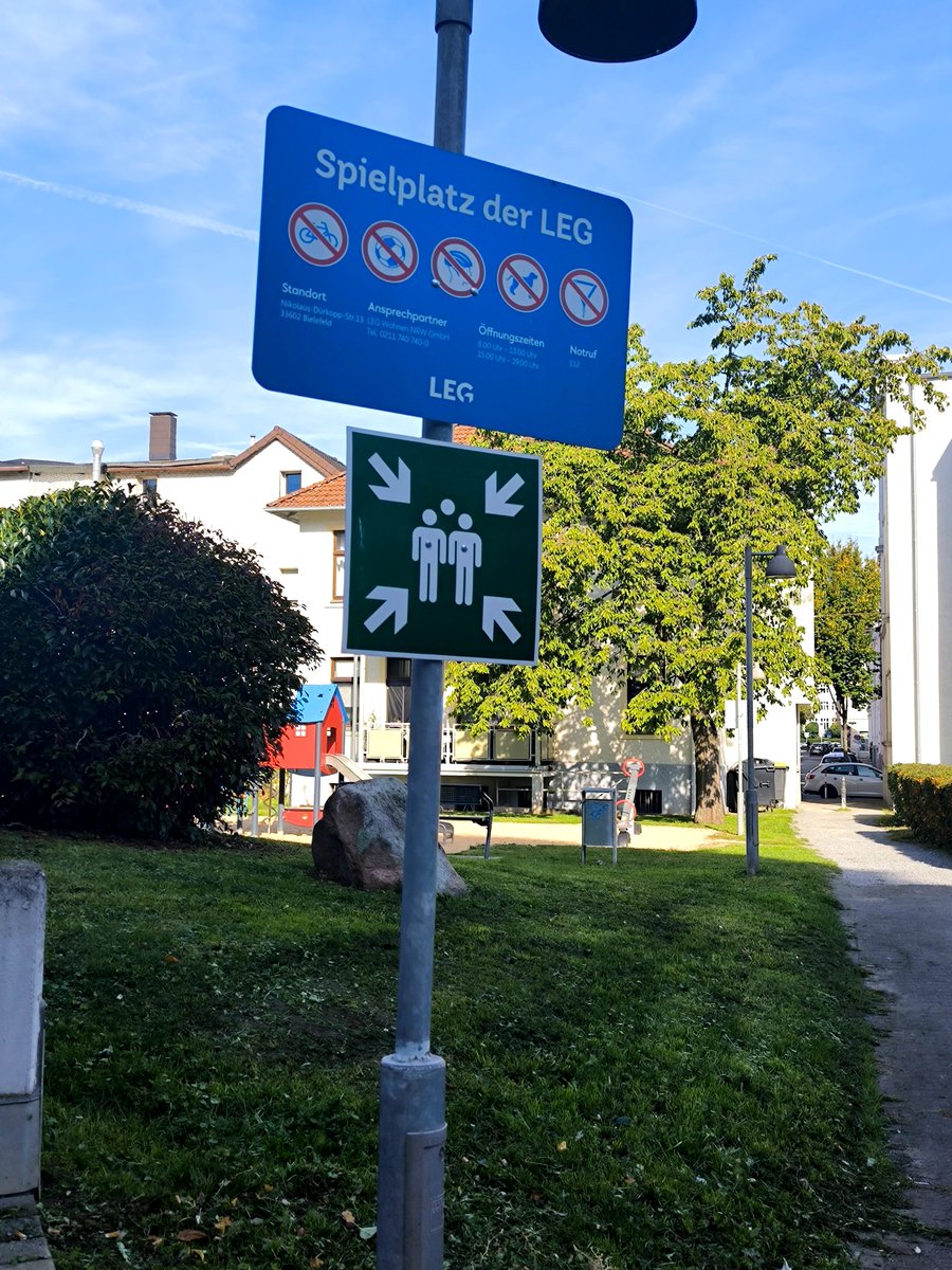 KeplerHaze's tweet photo. German playground be like

No fun allowed at the fun place https://t.co/GN0I3sIizo