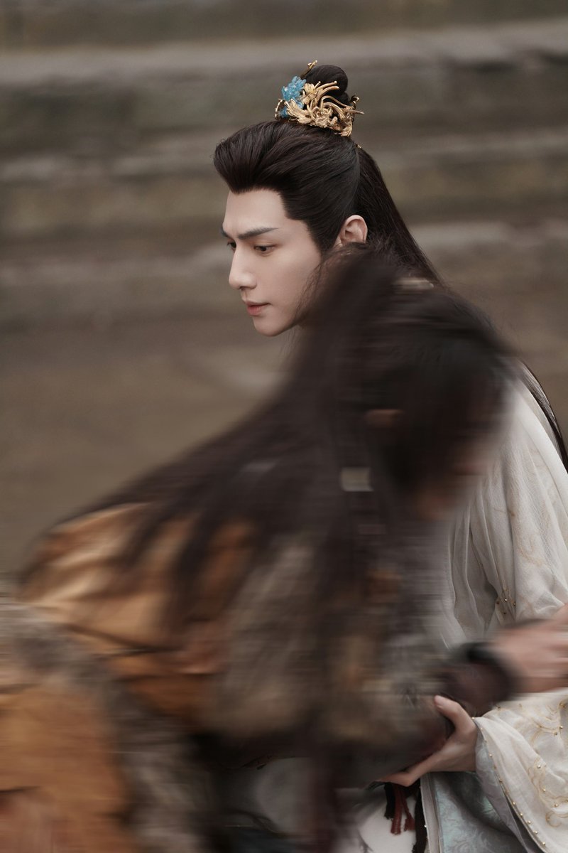 LuoYunxiFanClub's tweet photo. Why so handsome? 
🍐#ShadowPunisher #魅影神捕
🦁#LuoYunxi #罗云熙 https://t.co/skohyu7eOO