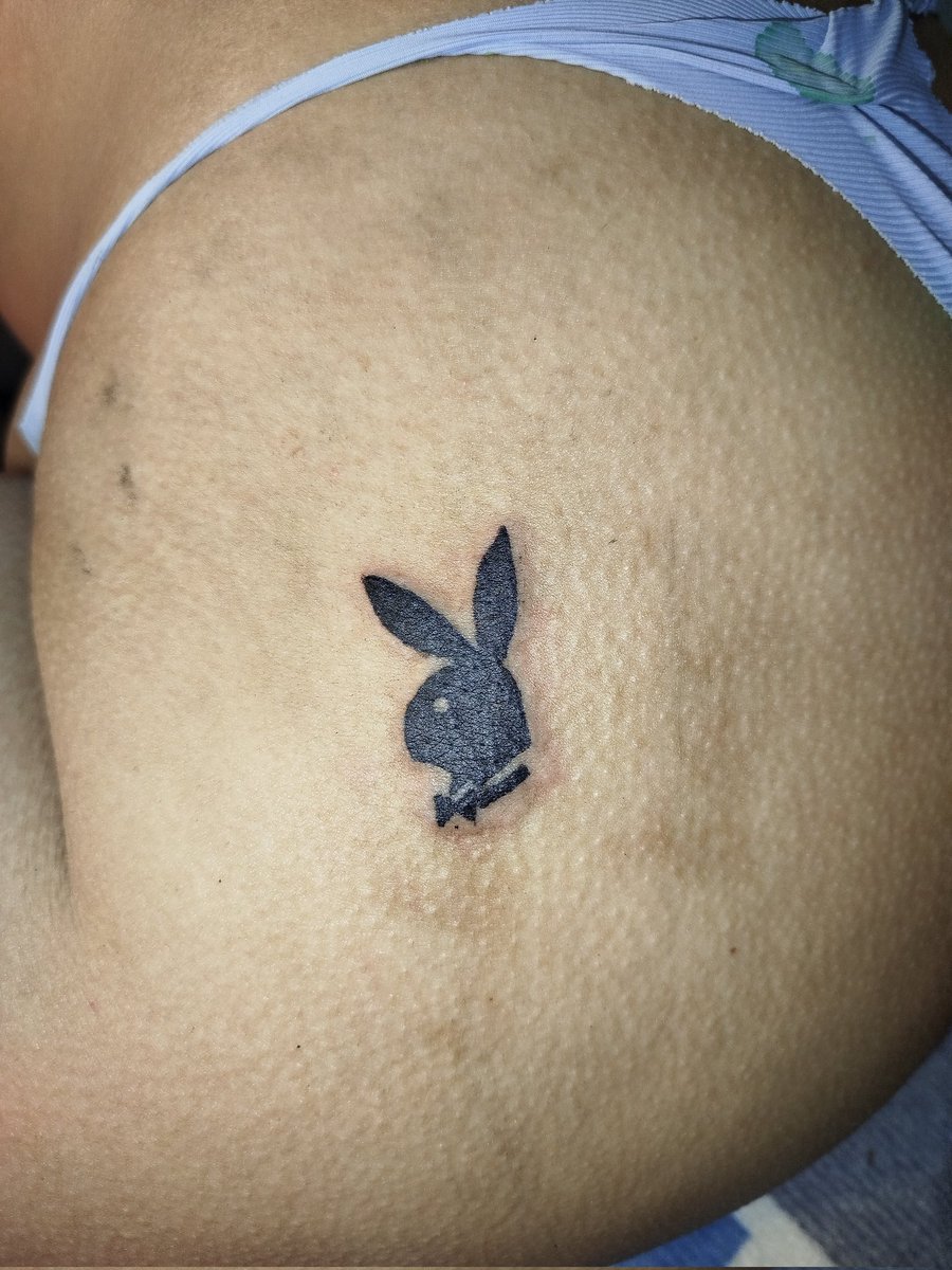 LMVDK's tweet photo. TATTODICKERINK #PLAYBOY #TATTOBLACK https://t.co/M7sEf5kG6f