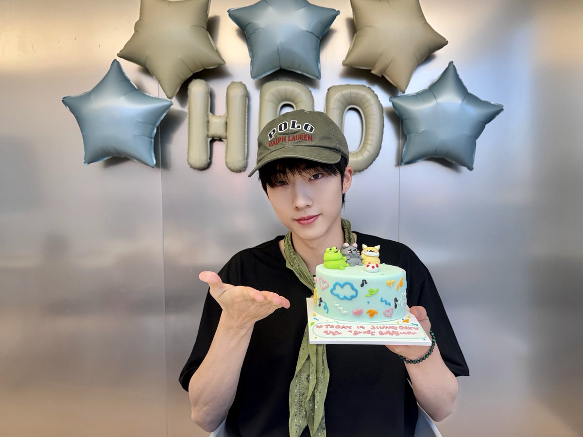 P1H_official tweet picture