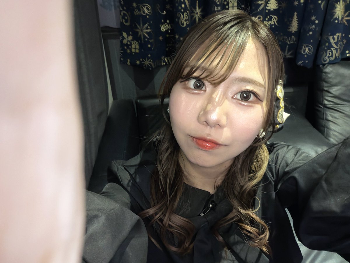 RIRI_1o7's tweet photo. オープンしました〜❕

お誕生日待ってていい〜❔🥺 https://t.co/bCWvcu9hMx
