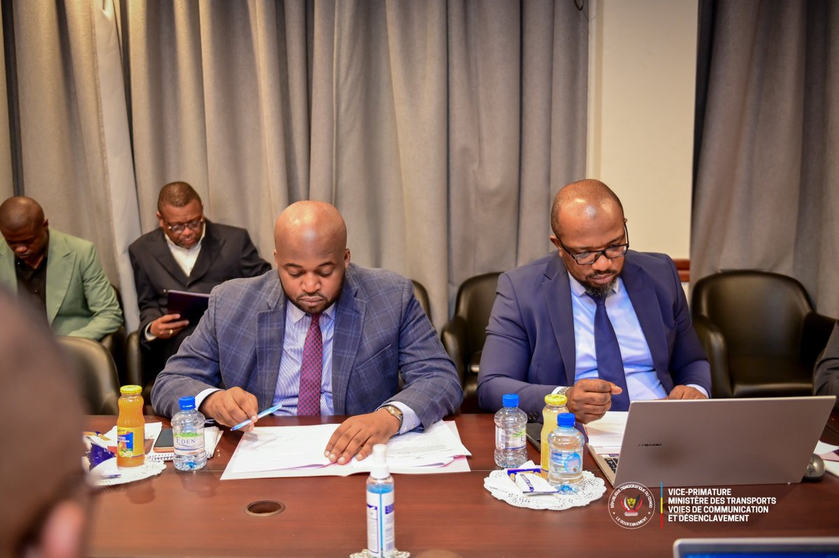 africanshipMgmt's tweet photo. Kinshasa, 28 septembre 2026 : Première réunion du Comité de suivi et de contrôle FERI, FERE et AD via la plateforme numérique SYGREM.
#rdc #SYGREM #ogefrem #kinshasa https://t.co/xcINlZcVfy
