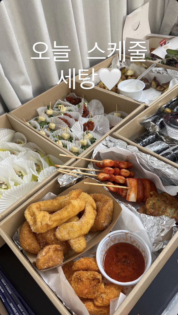 HISJHB's tweet photo. すずらん?

#지금해인은
#HAE_ING https://t.co/60ncRl6R6A