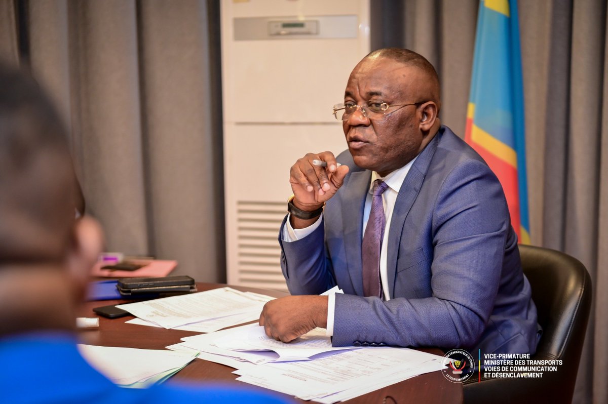 africanshipMgmt's tweet photo. Kinshasa, 28 septembre 2026 : Première réunion du Comité de suivi et de contrôle FERI, FERE et AD via la plateforme numérique SYGREM.
#rdc #SYGREM #ogefrem #kinshasa https://t.co/xcINlZcVfy