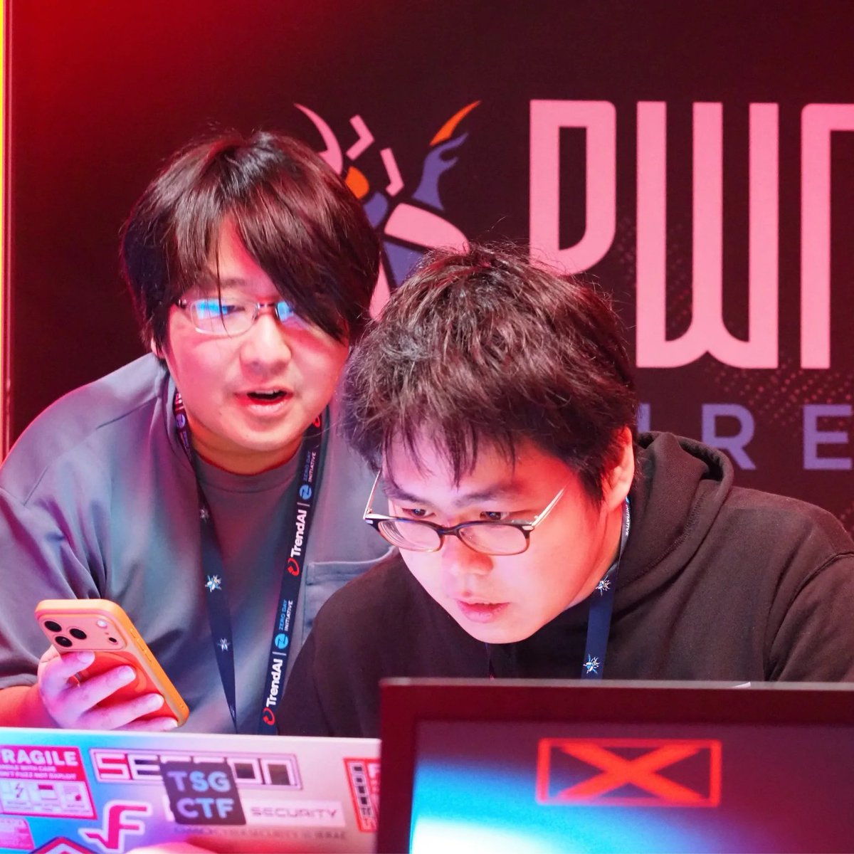IntCyberDigest's tweet photo. ❗️ Samsung's Galaxy S26 was remotely hacked three times on Day One of Pwn2Own Ireland, while Google's Pixel 10 survived a $300,000 attempt.

Researchers earned $388,500 for 32 zero-days and also broke LiteLLM, Sonos, Philips Hue, Oracle's Autonomous AI Database and OpenAI Codex.

VinSOC leads with $97,500 as Day Two gets underway with KAIST targeting the Pixel 10 over USB.