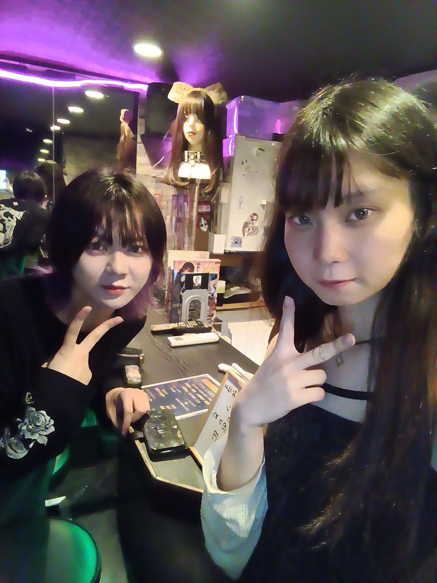 tsubock_2chome's tweet photo. ツボック初オープンです！
本日初おつまみ、ピーマンの肉詰め
です！
#ツボック2丁目 https://t.co/5beabOwa9Z