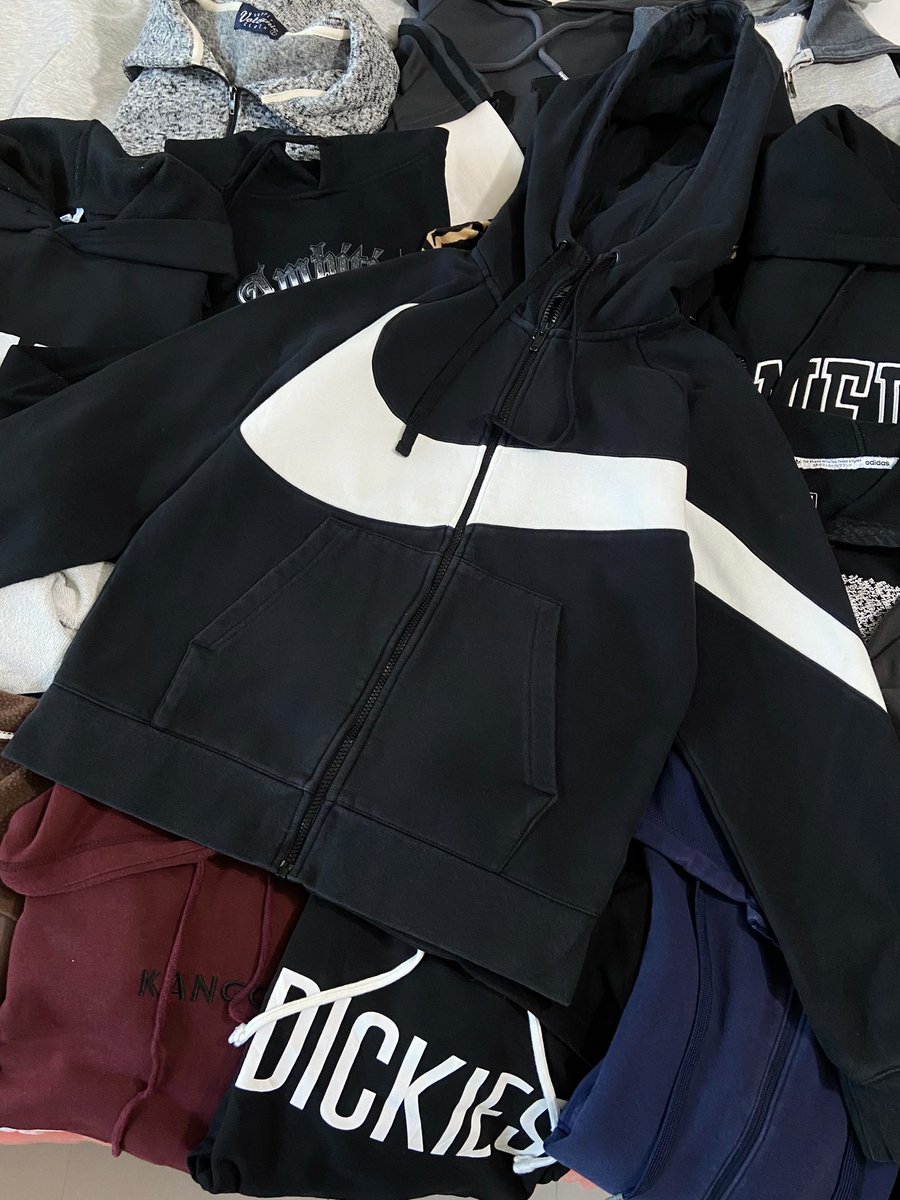 susunaused's tweet photo. NEW LOT TOMORROW (8/10) 🖤🤍

✨🦢แจก hoodie zipup 1รางวัล สุ่มจากรี

uniqlo, gu, nike, adidas, h&amp;m, champion, etc.

👀 19:30

📦shipping 45-/ รี,ปัก ลด5-

#เสื้อผ้ามือสองสภาพดี #ส่งต่อเสื้อผ้า
#hoodie #เสื้อมือสอง https://t.co/PkgumKBOtj