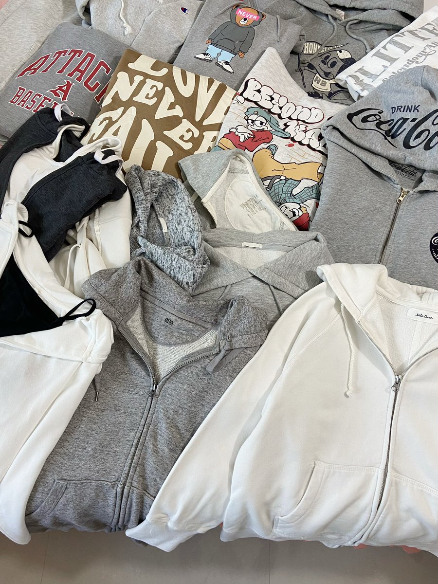 susunaused's tweet photo. NEW LOT TOMORROW (8/10) 🖤🤍

✨🦢แจก hoodie zipup 1รางวัล สุ่มจากรี

uniqlo, gu, nike, adidas, h&amp;m, champion, etc.

👀 19:30

📦shipping 45-/ รี,ปัก ลด5-

#เสื้อผ้ามือสองสภาพดี #ส่งต่อเสื้อผ้า
#hoodie #เสื้อมือสอง https://t.co/PkgumKBOtj