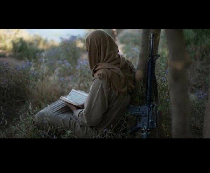 ALDUGMA1's tweet photo. عن أبي سعيد الخدري رضي الله عنه قال : سمعت رسول الله صلى الله عليه وسلم يقول : ( من رأى منكم منكرا فليغيره بيده ، فإن لم يستطع فبلسانه ، فإن لم يستطع فبقلبه ، وذلك أضعف الإيمان ) رواه مسلم . https://t.co/aYOgehJpA2