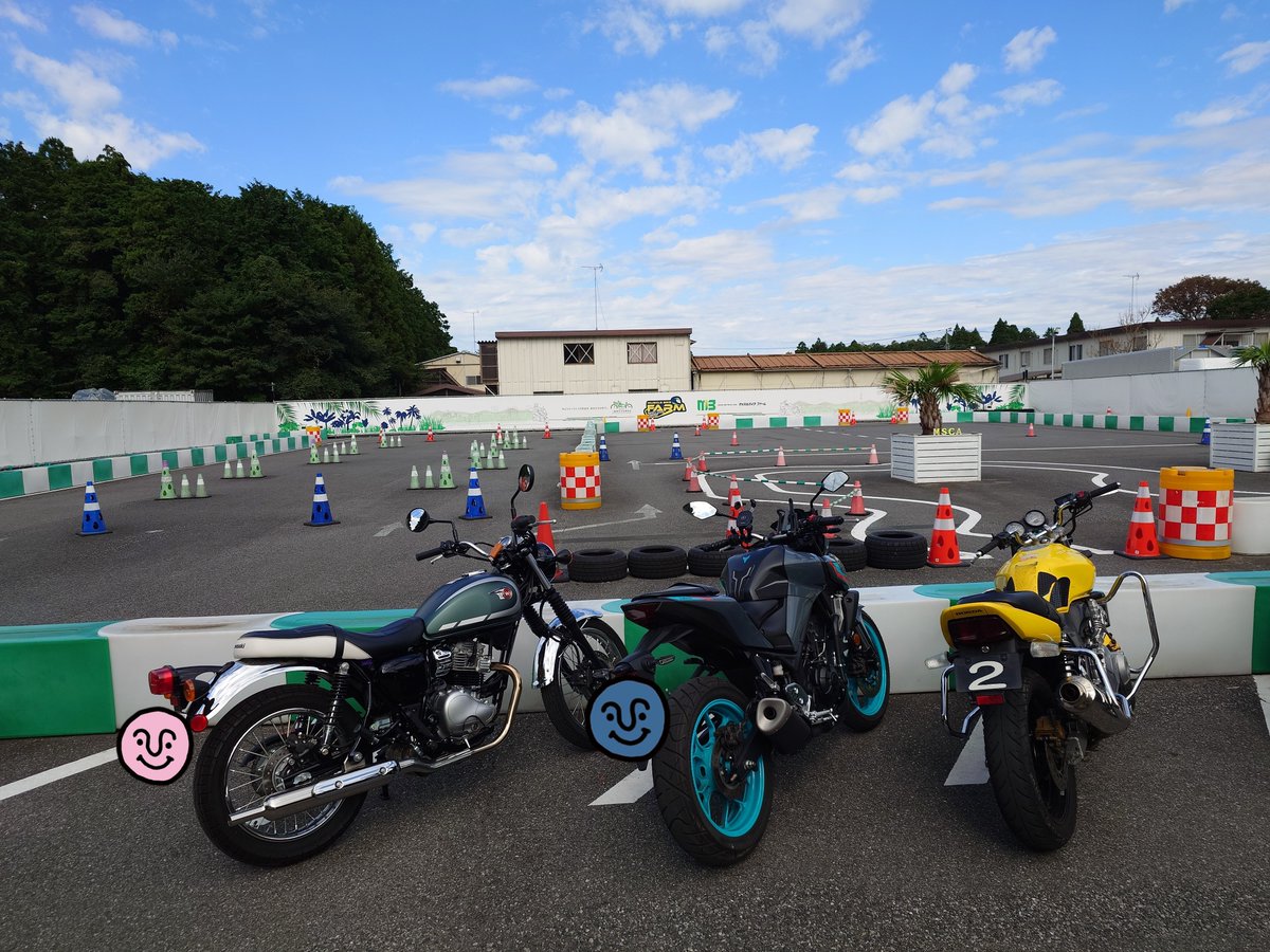 fune0320's tweet photo. 今日は利根川の方まで行ったあとマッスルバイクファームで2時間練習して来ました🏍
走ったら寒いと思って厚着してったら暑かった🫠
やっぱり一本橋は得意な方だと思う︎︎👍
でもまだまだ全然下手くそ過ぎてイジける…...ρ(｡ ｡､ )

#マッスルバイクファーム https://t.co/6Et4NfdFSW
