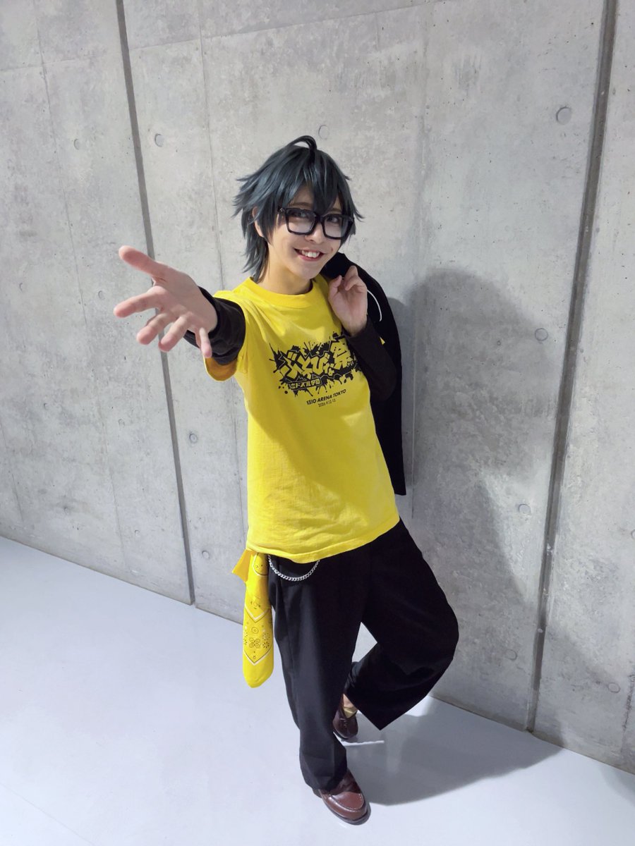 hiroki_watabe's tweet photo. 「私立ドズル学園 #ぶっとびな祭！！」
きっかけで渡部大稀を知ってくださった皆様！！

『#傍目八目放浪記』
今作の主演の一人で出演しますので
少しでもご興味ある方は是非とも観に！！一公演だけでも！！
よろしくお願いします！！

戦うメイドではなくモップも振り回しませんが刀は振り回します🍌 https://t.co/4yDz273MbA
