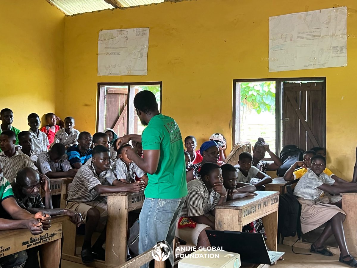 AnijieGlobal's tweet photo. This pilot is proof of concept. We're scaling to more cocoa-growing communities. We're looking for partners & funders who want measurable impact.
π© info@anijieglobalfoundation.org / https://t.co/bwOabscYmg
#CSR #PartnerWithUs #FundTheFuture
#AnijieGlobalFoundation #Youthlead https://t.co/BVPY2KYmJk