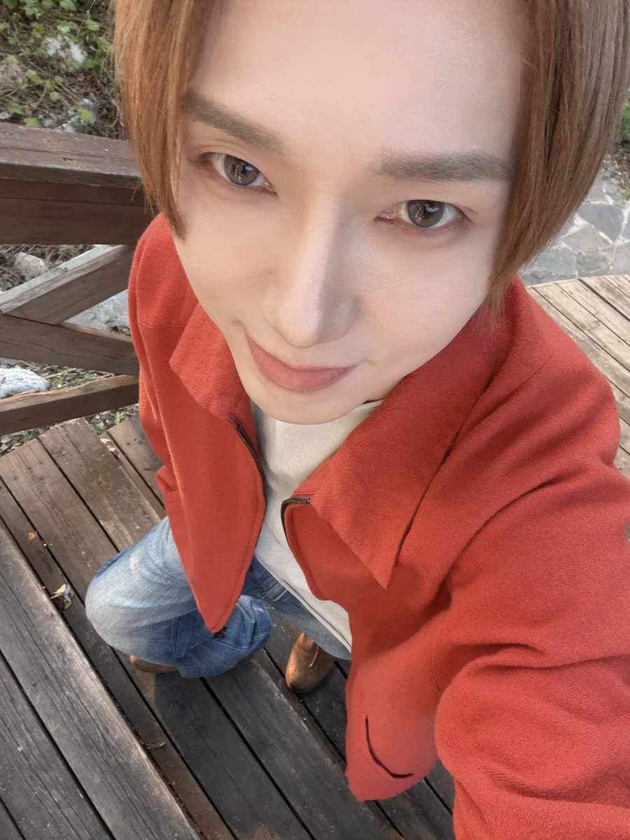 YESUNG_smtown's tweet photo. #이어폰캔버스 🎙️🎶

#예성 #YESUNG
#슈퍼주니어 #SUPERJUNIOR
#Pedazos #YESUNG_Pedazos 
#WhereWeAre https://t.co/go9wpuZVvR