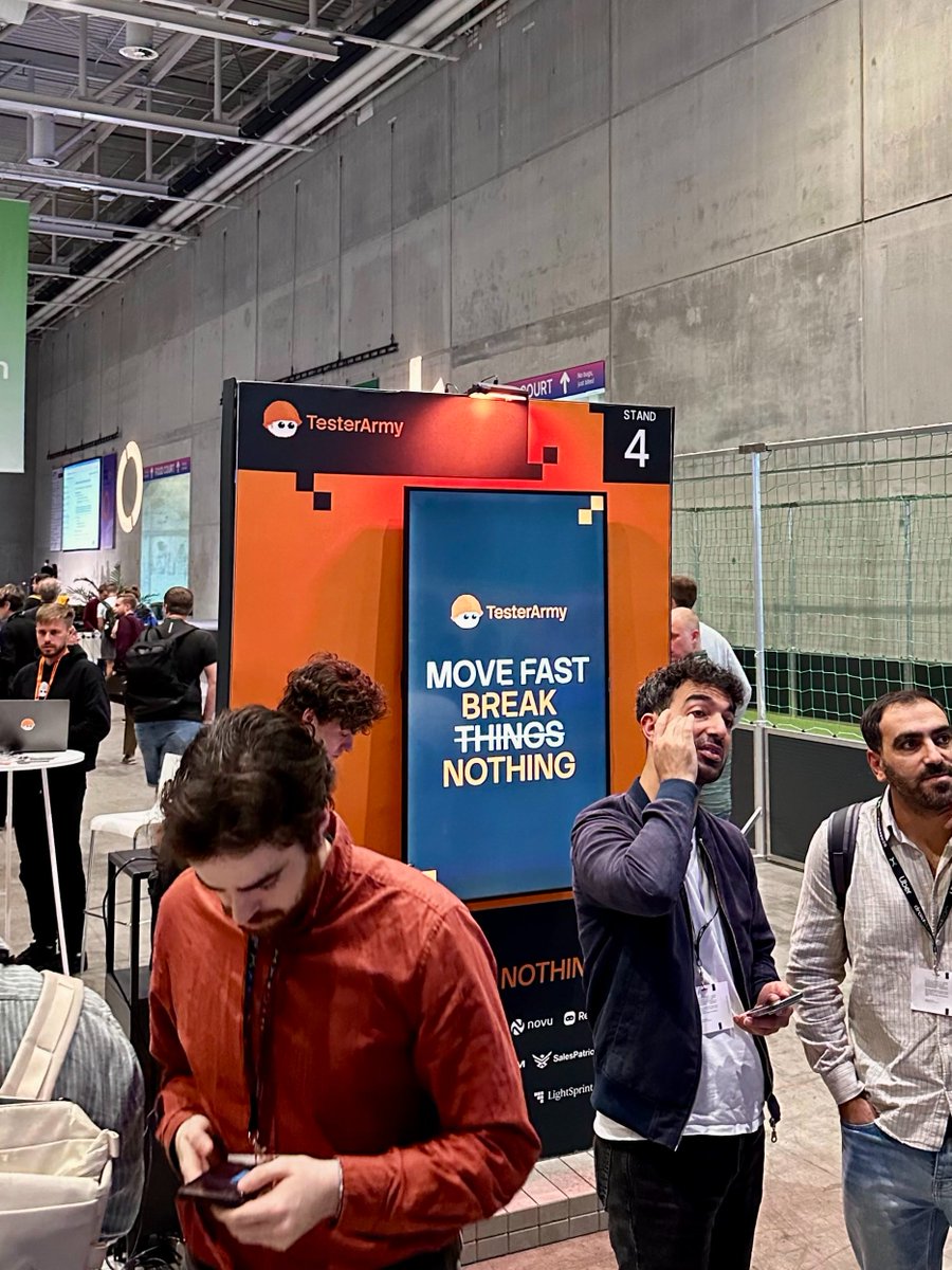 TesterArmy's tweet photo. Day one at @nextappdevcon Berlin. Stand 4.

We brought hoodies, tees and a few prizes that are worth the walk. 

None of it is free. You have to play our game and earn it.

Our agents catch bugs for a living. Come and show them how it is done. https://t.co/58m2BKAW2F
