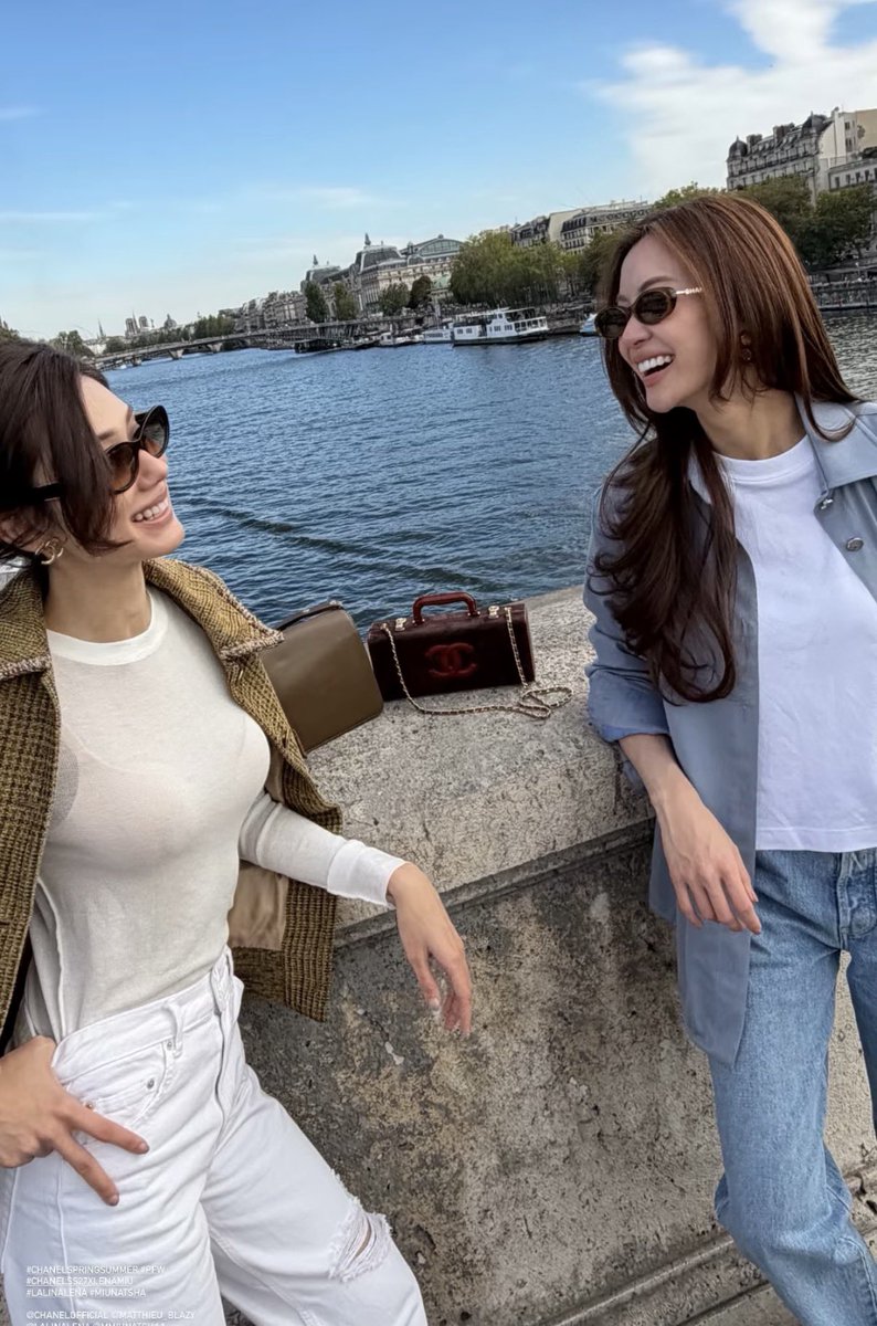 trendlmneverdie's tweet photo. ไม่ได้แอค  แต่แอคมันติดพี่เอง

#CHANELSS27xLenaMiu
#LalinaLena #MiuNatsha
#CHANELSpringSummer 
#CHANEL #PFW https://t.co/KmAE8c4zDe