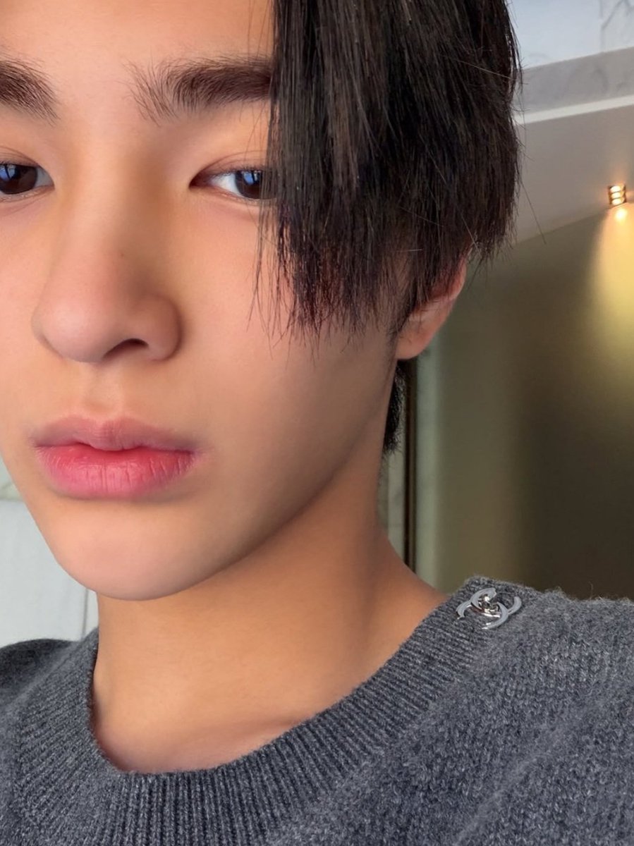 yyisc030's tweet photo. 어머? https://t.co/07wO7iqFwB